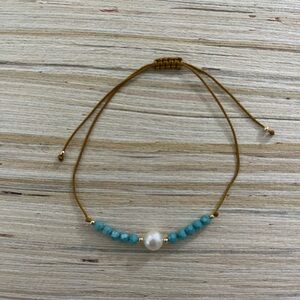 Handmade bracelet,one size,freshwater pearl,stainless steel gold & cristal beads